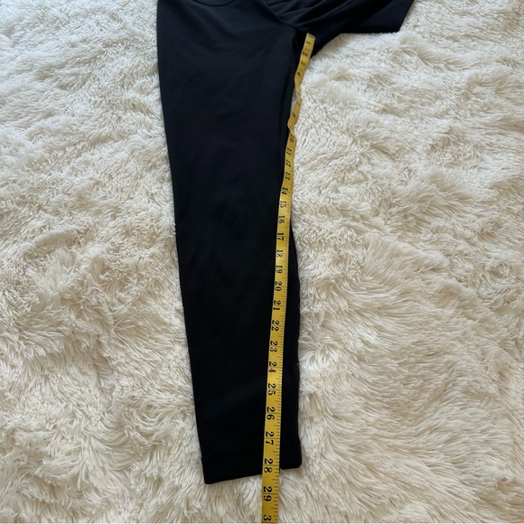 Lululemon Women’s Black Leggings Size: 10 - Picture 6 of 9
